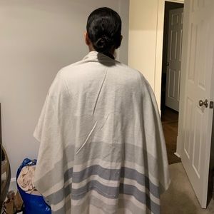 Banana republic shawl